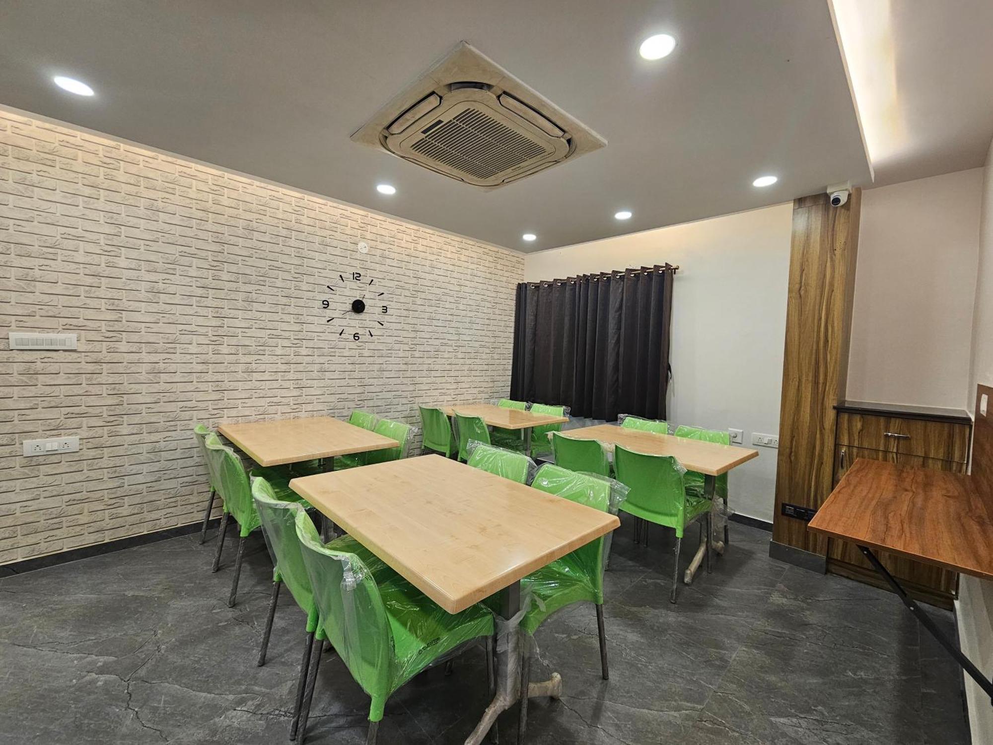 Hotel The Urban Nest Bangalore Exterior foto